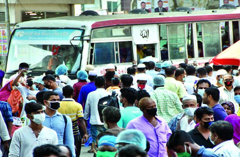 গণপরিবহনে ৬০ শতাংশ বর্ধিত ভাড়া প্রত্যাহারের দাবি